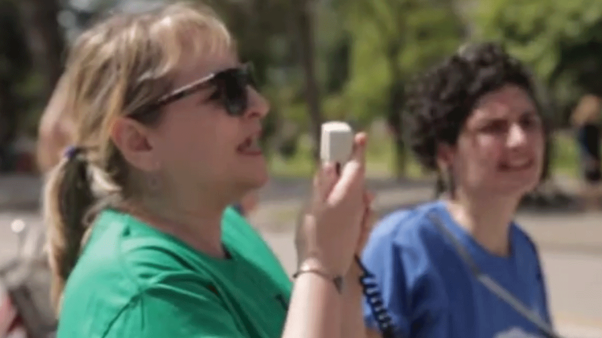 Debati për Teatrin: Paaftësi e trishtim i madh! “Si more s’ka pikë fisnikërie, gjuhë vulgare”! Debati për Teatrin: Paaftësi e trishtim i madh! “Si more s’ka pikë fisnikërie, gjuhë vulgare”!