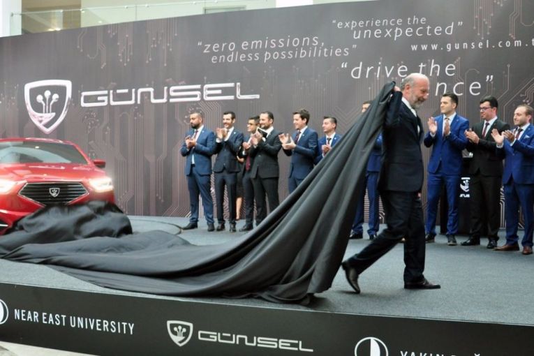 Günsel 1: kjo është mrekullia që kanë prodhuar turqit e Qipros Veriore (Video) Günsel 1: kjo është mrekullia që kanë prodhuar turqit e Qipros Veriore (Video)