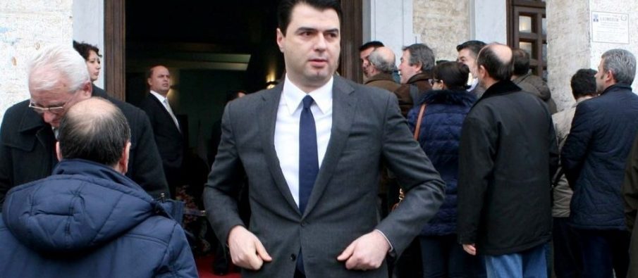 Rezultatet e vettingut, dëshmi ulëritëse se çfarë ka bërë Sali Berisha. Basha s’e fsheh dot këtë! Rezultatet e vettingut, dëshmi ulëritëse se çfarë ka bërë Sali Berisha. Basha s’e fsheh dot këtë!