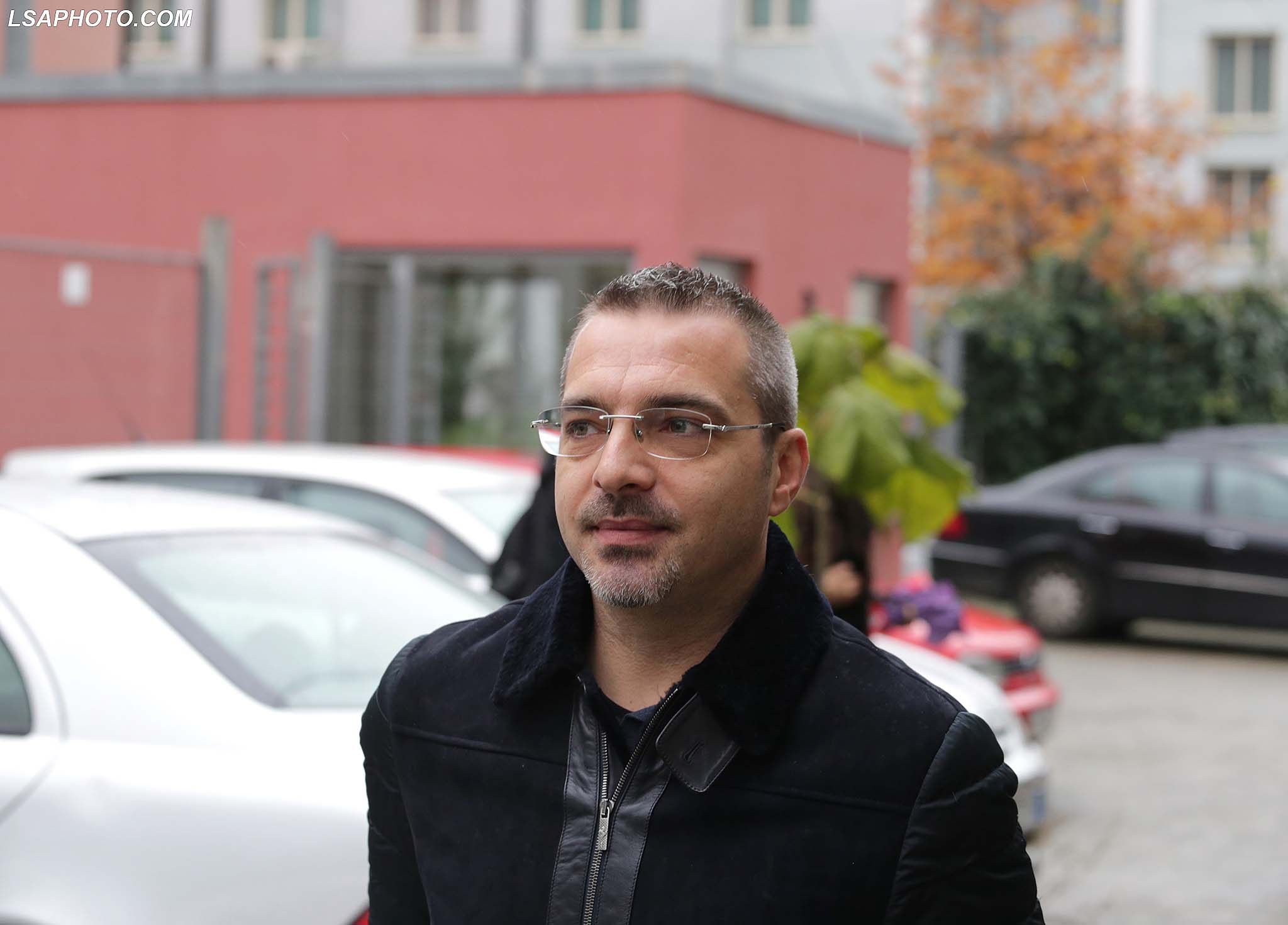 Prokurorëve po u skadon afati hetimeve, kërkojnë burgosjen e Tahirit në Gjykatën e Lartë Prokurorëve po u skadon afati hetimeve, kërkojnë burgosjen e Tahirit në Gjykatën e Lartë