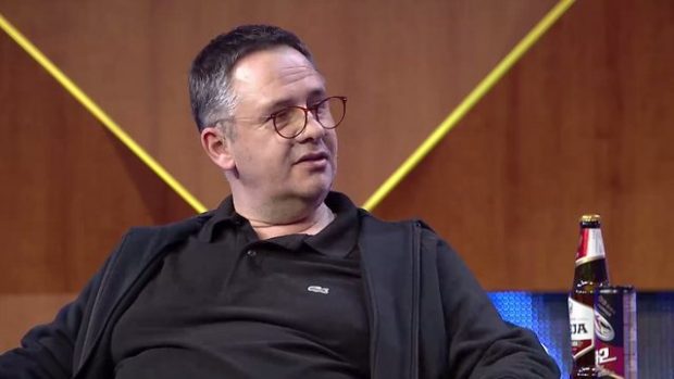 Çfarë i ka ndodhur Samir Manes?! Qeveria, sindikata dhe punëtorët në Shqipëri i “fërkojnë kokën”, në Kosovë i “thyejnë turnjtë” Çfarë i ka ndodhur Samir Manes?! Qeveria, sindikata dhe punëtorët në Shqipëri i “fërkojnë kokën”, në Kosovë i “thyejnë turnjtë”