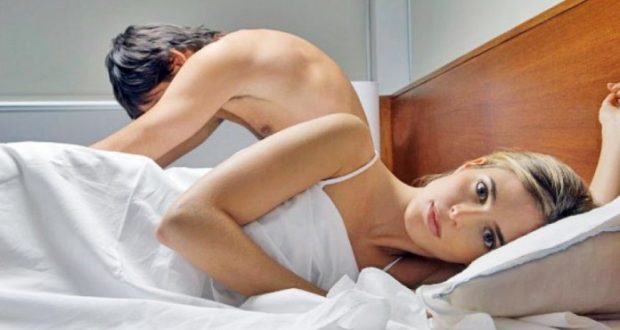 Çmenduri dhe poshtërsi me burrin e shoqes, kur ajo më futi në shtëpi Çmenduri dhe poshtërsi me burrin e shoqes, kur ajo më futi në shtëpi