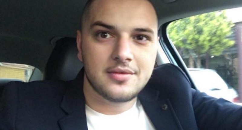 Zbardhet ngjarja për gardistin: Shkëlzen Qordjes i shkroi “Më fal” nënës, mesazhi shqetësoi prindërit e tij që nisën ta kërkonin Zbardhet ngjarja për gardistin: Shkëlzen Qordjes i shkroi “Më fal” nënës, mesazhi shqetësoi prindërit e tij që nisën ta kërkonin