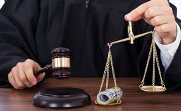 Vettingu ‘i korruptuar’? Ja çfarë ndodh në prapaskenë Vettingu ‘i korruptuar’? Ja çfarë ndodh në prapaskenë