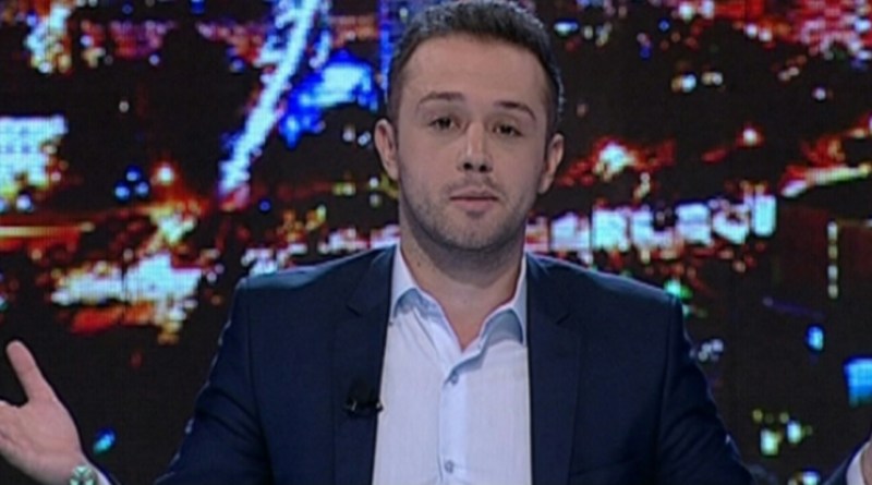 ‘Mos u bëj idiot’, Turjan Hyska revoltohet keq pasi merr këtë lajm ‘Mos u bëj idiot’, Turjan Hyska revoltohet keq pasi merr këtë lajm