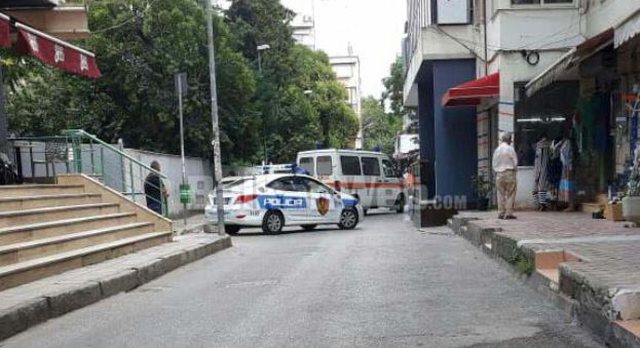 U hodh nga ballkoni: Veç depresionit, gruaja e gjyqtarit vuante edhe nga një tjetër sëmundja U hodh nga ballkoni: Veç depresionit, gruaja e gjyqtarit vuante edhe nga një tjetër sëmundja