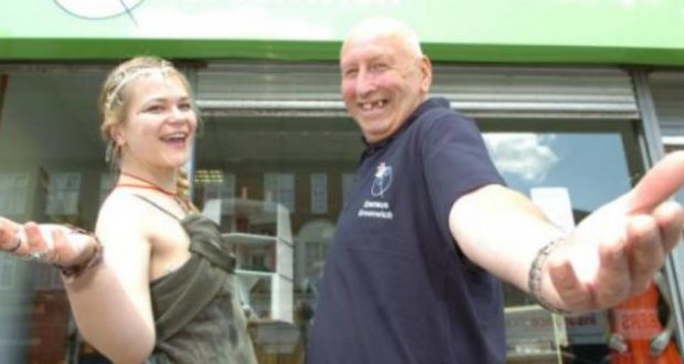 U fsheh për 10 vite në pyll prej gruas, arsyeja do ju “shkrijë” së qeshuri U fsheh për 10 vite në pyll prej gruas, arsyeja do ju “shkrijë” së qeshuri