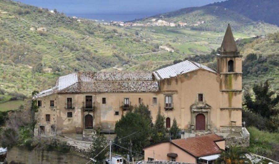 Qyteza italiane shet shtëpi për një euro, ja arsyeja Qyteza italiane shet shtëpi për një euro, ja arsyeja