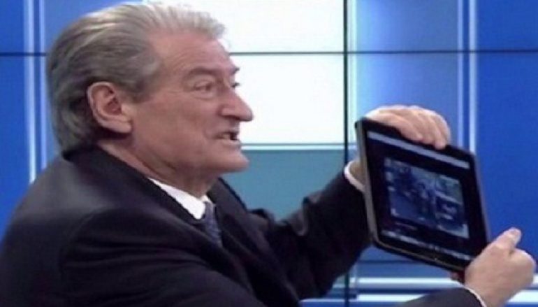 Një doktor për Doktorrin! Një doktor për Doktorrin!