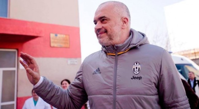 Rama iku me charter në Itali për “Juve-Lazio”?! Endri Fuga i përgjigjet Palokës: Po! Ja e vërteta e udhëtimit! Rama iku me charter në Itali për “Juve-Lazio”?! Endri Fuga i përgjigjet Palokës: Po! Ja e vërteta e udhëtimit!