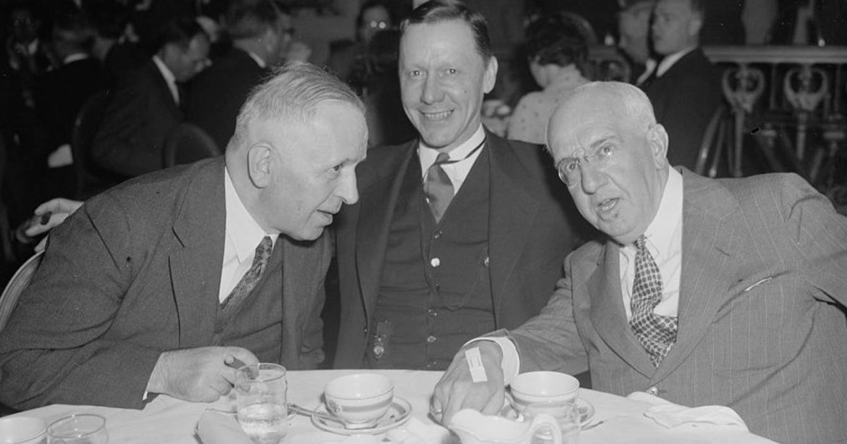 Përgjigjja e Faik Konicës kur propozuan që Shqipëria të quhej “Republika Islamike e Shqipërisë” Përgjigjja e Faik Konicës kur propozuan që Shqipëria të quhej “Republika Islamike e Shqipërisë”