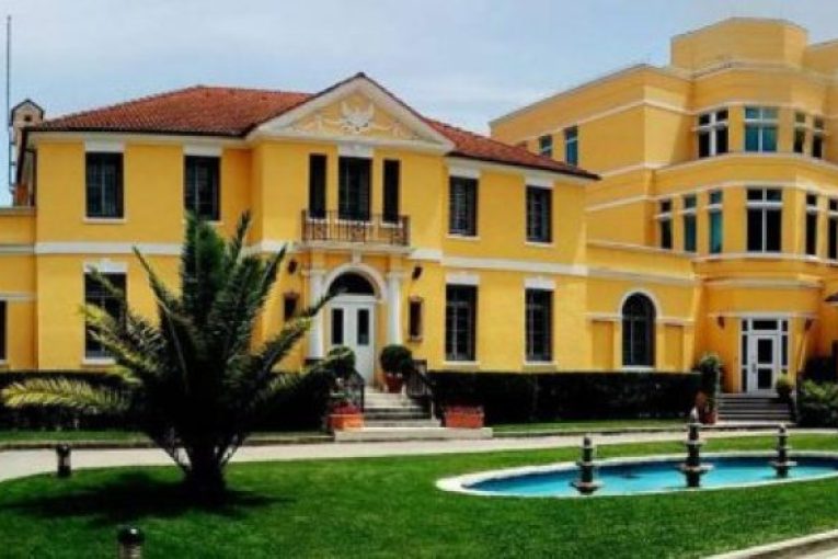 Pas dënimit të bandës “Shullazi”, reagon ambasada e SHBA: Po tani kush e ka radhën?! Pas dënimit të bandës “Shullazi”, reagon ambasada e SHBA: Po tani kush e ka radhën?!