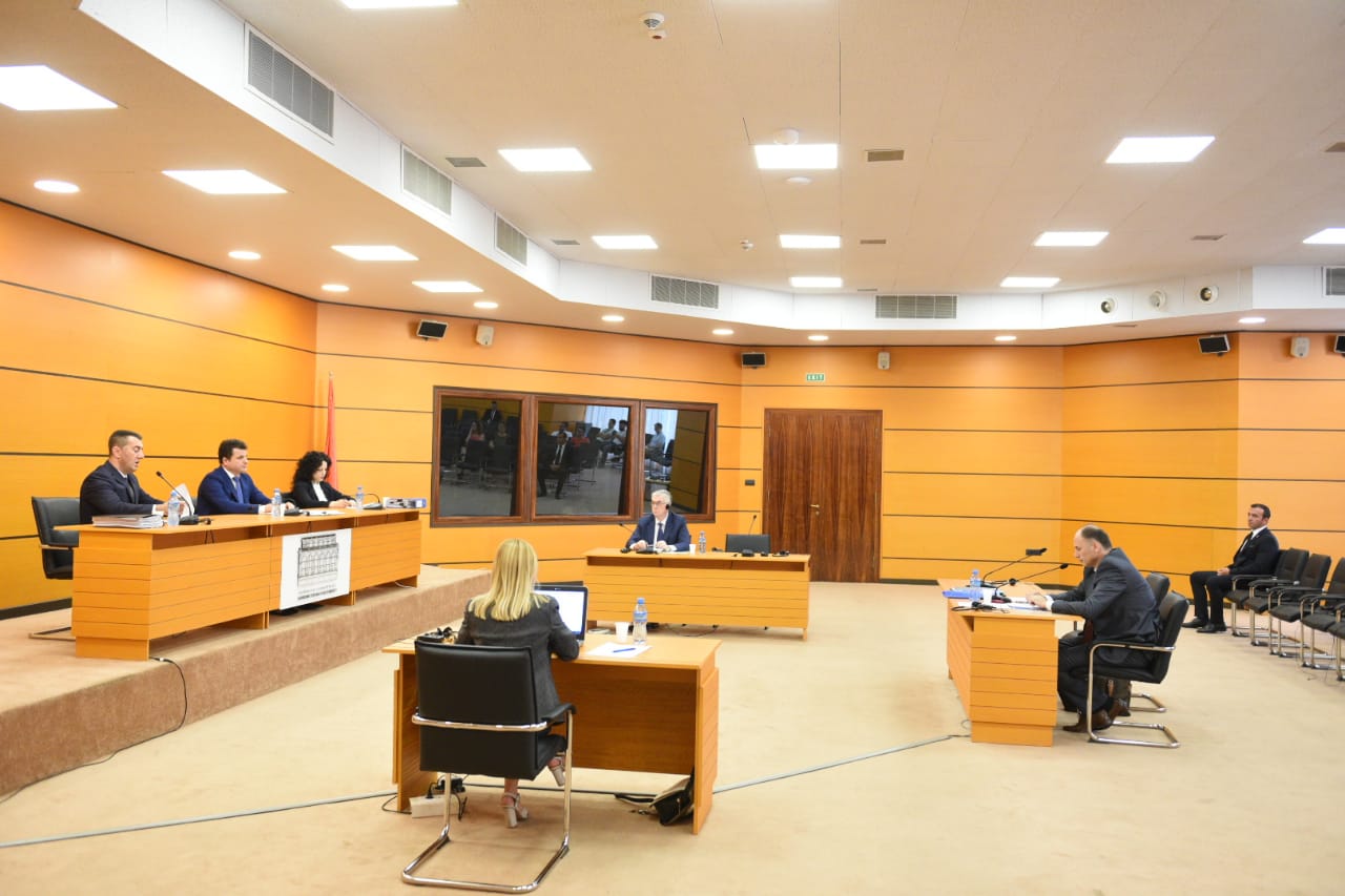 Prokurori Dollapaj kalon dhe gjyqtari Malaj kalojnë me sukses Vettingun Prokurori Dollapaj kalon dhe gjyqtari Malaj kalojnë me sukses Vettingun