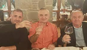 Meta mbush Presidencën me militantë dhe ithtarë të LSI. Ka një kriter: Hajdutërinë dhe shërbimin absolut Meta mbush Presidencën me militantë dhe ithtarë të LSI. Ka një kriter: Hajdutërinë dhe shërbimin absolut