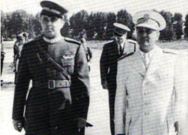 Anketa e OSBE/ Shifrat që të habisin, 52% e shqiptarëve e duan Enver Hoxhën Anketa e OSBE/ Shifrat që të habisin, 52% e shqiptarëve e duan Enver Hoxhën