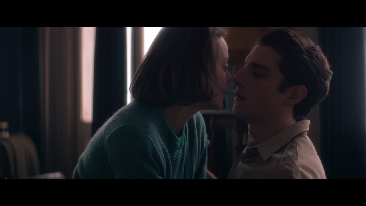 Foto/ Zhvishet aktorja e famshme franceze Foto/ Zhvishet aktorja e famshme franceze