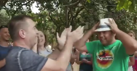 VIDEO/ “Aheng dhe brohorima”, vazhdon harbimi i LSI-së në Jalë: Luan Rama dhe Klajda Gjosha i prijnë valleve VIDEO/ “Aheng dhe brohorima”, vazhdon harbimi i LSI-së në Jalë: Luan Rama dhe Klajda Gjosha i prijnë valleve