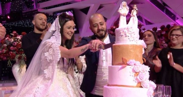 Historia e “hirushes” shqiptare: Shitësja që u bë gruaja e një miliarderi në Dubai