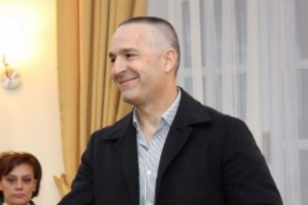 Dokumenti/ Saliu shfarosi 195 hektarë tokë e pyje në Krujë, ia dha Bashkim Ulajt (GENER 2), për ndërtimin e fabrikës Dokumenti/ Saliu shfarosi 195 hektarë tokë e pyje në Krujë, ia dha Bashkim Ulajt (GENER 2), për ndërtimin e fabrikës