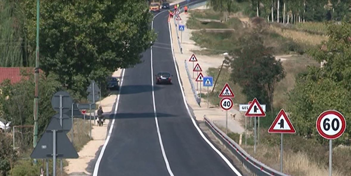 Zgjidhet problematika e Qafë Plloçës dhe merr fund makthi i unazës së Pogradecit Zgjidhet problematika e Qafë Plloçës dhe merr fund makthi i unazës së Pogradecit