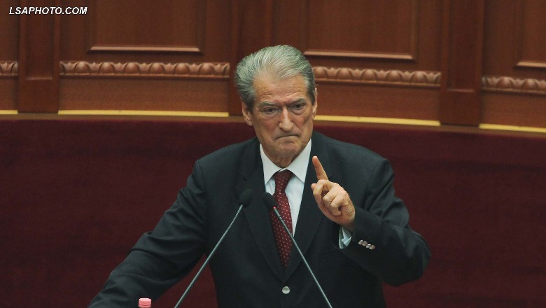 Berisha, grushti i shtetit dhe pushteti Berisha, grushti i shtetit dhe pushteti