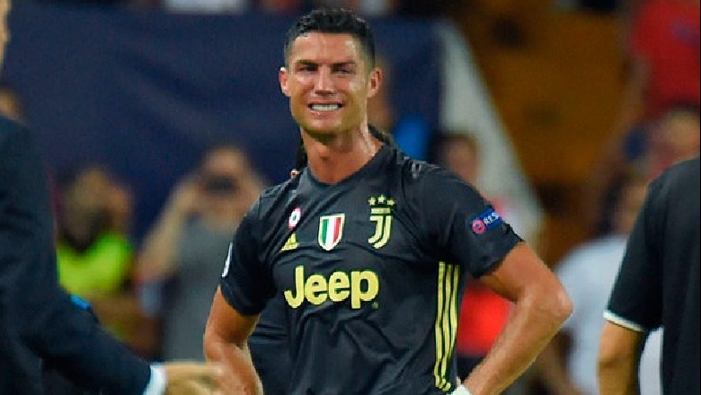 U largua me lot në sy nga fusha, serbët: Ronaldon e nxorën me të kuq shqiptarët! U largua me lot në sy nga fusha, serbët: Ronaldon e nxorën me të kuq shqiptarët!