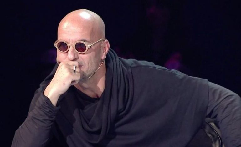 Shtang Robert Aliaj: Si më përdhunuan në moshën 16- vjeçare Shtang Robert Aliaj: Si më përdhunuan në moshën 16- vjeçare