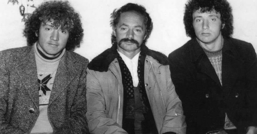 Ajshe Haklaj: Si tentuan të më ekzekutonin njerëzit e Sali Berishës në vitin 2004 (Video) Ajshe Haklaj: Si tentuan të më ekzekutonin njerëzit e Sali Berishës në vitin 2004 (Video)