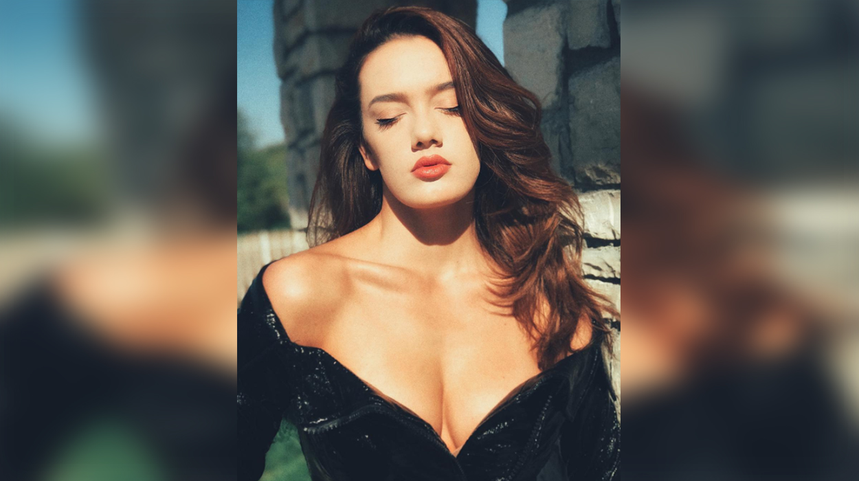 Klaudia Pepa e nis Vitin e Ri me “këmbë përpjetë” (Foto)