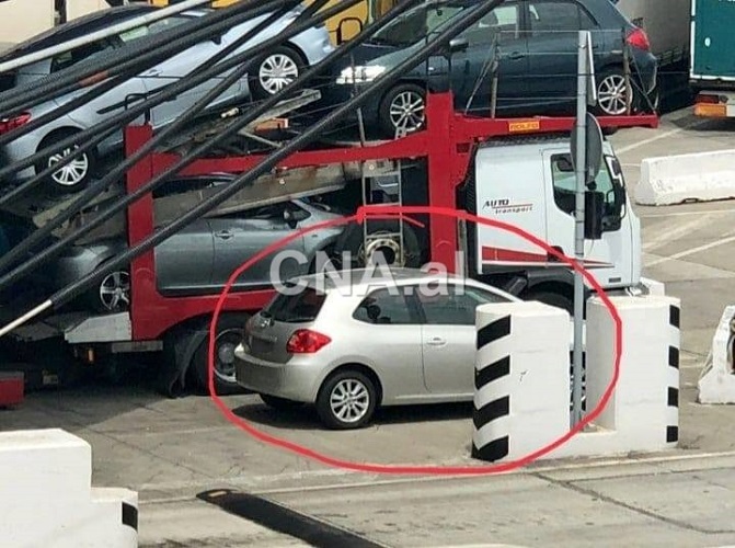 Habit Artan Hoxha/ “Toyota Yaris” është zhdukur Habit Artan Hoxha/ “Toyota Yaris” është zhdukur