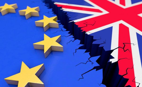 Si u shndërrua Brexit-i, në një cirk politik Si u shndërrua Brexit-i, në një cirk politik