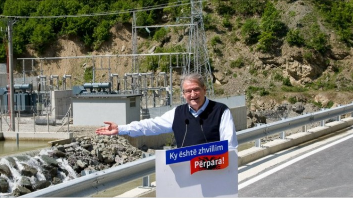 Berisha premtoi “Shqipërinë, superfuqi energjetike” , si pastroi paratë e trafikut të drogës dhe krimit me 350 koncesionet e dështuara për HEC-cet Berisha premtoi “Shqipërinë, superfuqi energjetike” , si pastroi paratë e trafikut të drogës dhe krimit me 350 koncesionet e dështuara për HEC-cet