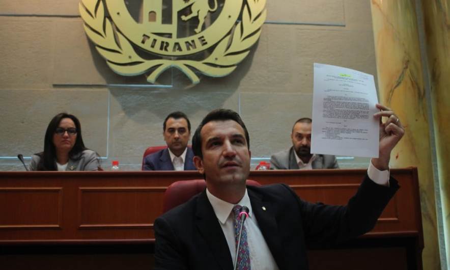 Harrojeni, projekti i “Unazës së Re” nuk do të ndalet! Jemi votuar për të zgjidhur problemet e qytetit, jo të PD-së! Harrojeni, projekti i “Unazës së Re” nuk do të ndalet! Jemi votuar për të zgjidhur problemet e qytetit, jo të PD-së!