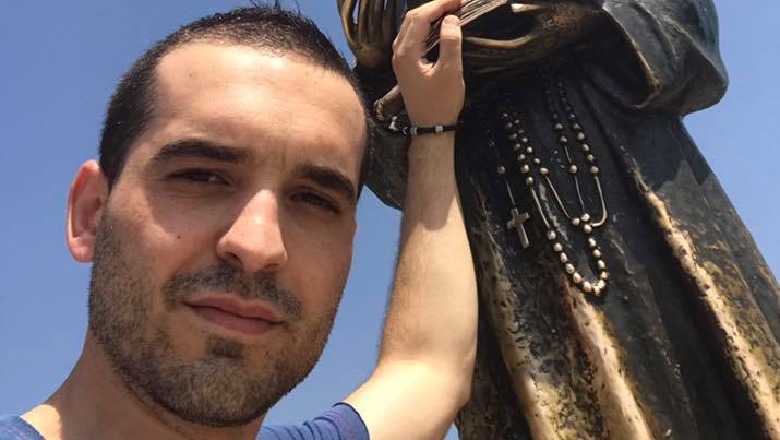 Brenda 24 orëve dy vrasje në Mamurras, pas adoleshentit, viktima e radhës është një 27 vjeçar Brenda 24 orëve dy vrasje në Mamurras, pas adoleshentit, viktima e radhës është një 27 vjeçar