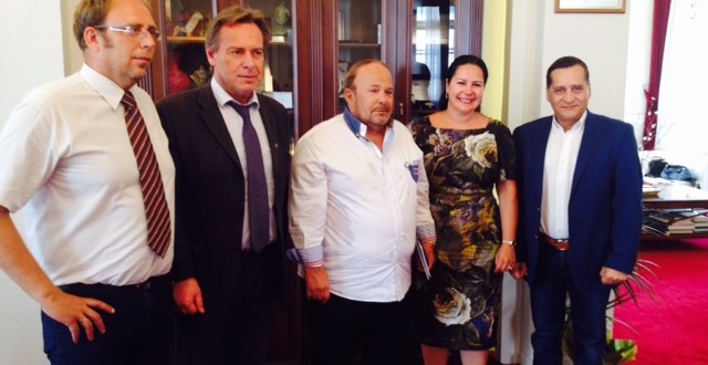 Nano sot 66 vjeç: 7 batutat dhe 50 faktet e rralla nga jeta e Fatos Nanos