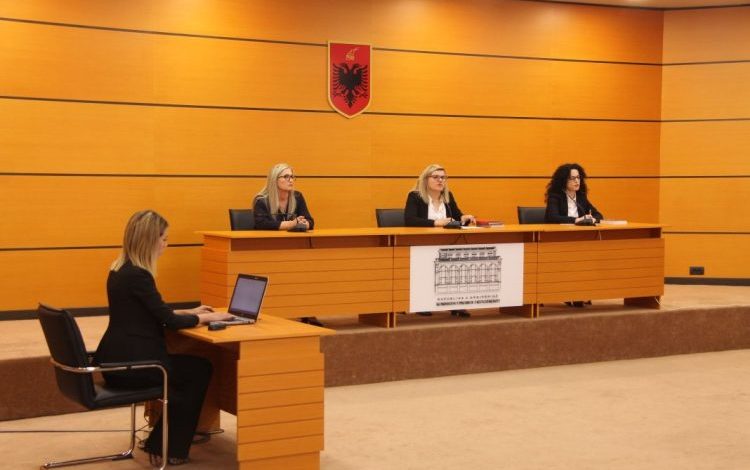 SHBA-BE “shkundin” themelet e politikës: Piketojnë kandidatët e parë të SPAK SHBA-BE “shkundin” themelet e politikës: Piketojnë kandidatët e parë të SPAK