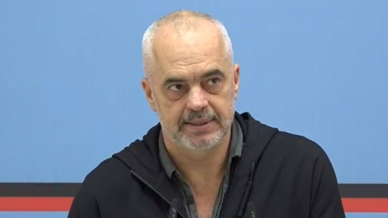 PD e ridhunoi vajzën Sulmi ndaj Ballës, qenëri e neveritshme (Video) PD e ridhunoi vajzën Sulmi ndaj Ballës, qenëri e neveritshme (Video)