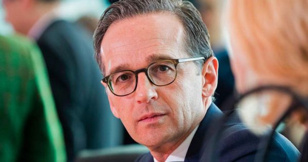 Ministri gjerman sot në Tiranë: Presim rezultate të dukshme në luftën kundër korrupsionit e krimit të organizuar Ministri gjerman sot në Tiranë: Presim rezultate të dukshme në luftën kundër korrupsionit e krimit të organizuar