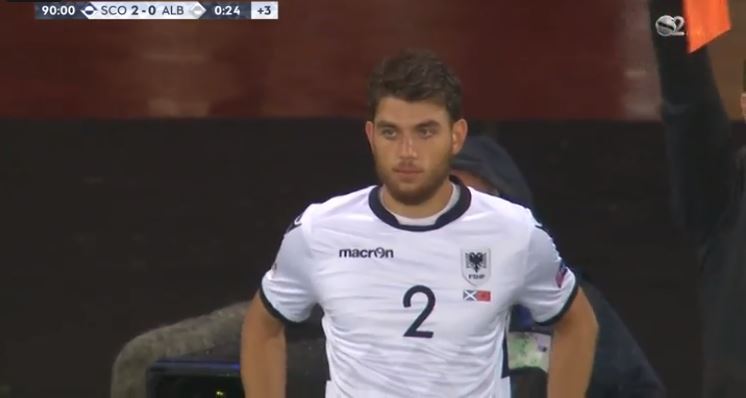 Hysaj pranon humbjen, jep këshillën për Panuccin i cili vetëm një gjë bëri mirë… Hysaj pranon humbjen, jep këshillën për Panuccin i cili vetëm një gjë bëri mirë…