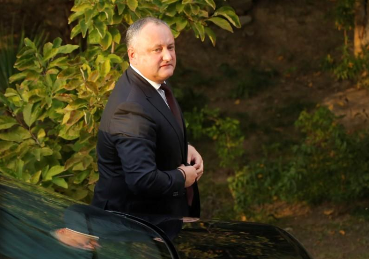 Aksident i frikshëm i Presidenti moldav (Video) Aksident i frikshëm i Presidenti moldav (Video)