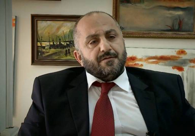 Avokati Romeo Kara: Ruaj qetësinë Elvana! Media pa moral e ka marre rrokopujen Avokati Romeo Kara: Ruaj qetësinë Elvana! Media pa moral e ka marre rrokopujen