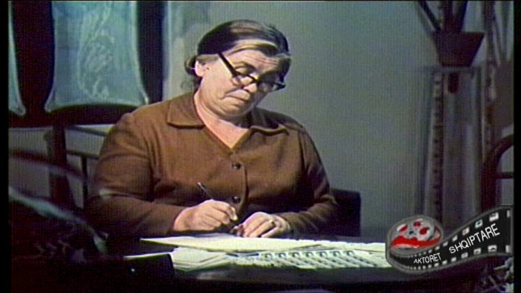 Violeta Manushi, aktorja që skaliti me pasion dhe përkushtim përmendoren e pavdekësisë Violeta Manushi, aktorja që skaliti me pasion dhe përkushtim përmendoren e pavdekësisë