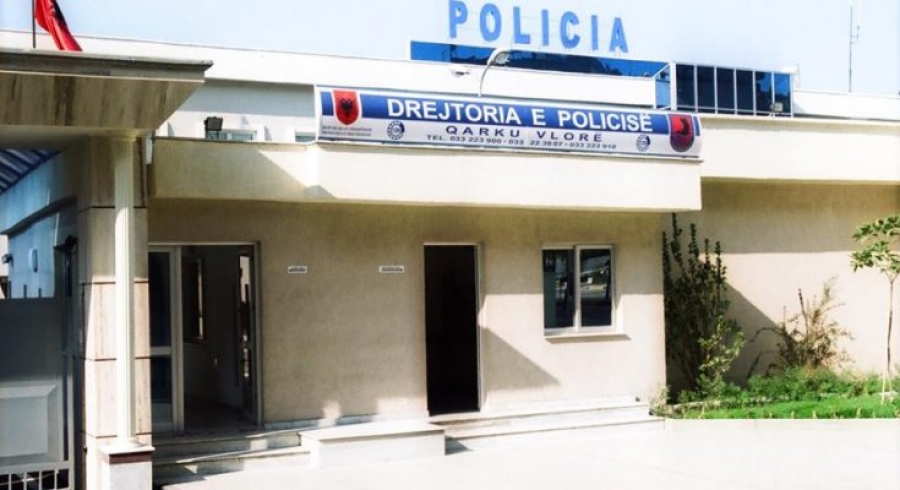 Ndjekje nëpër kodra: Kapen dy “skifterët” e furgonit në Vlorë, në kërkim i treti Ndjekje nëpër kodra: Kapen dy “skifterët” e furgonit në Vlorë, në kërkim i treti