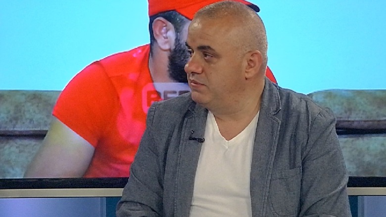 Intervista me Safet Bajrin, Artan Hoxha: Ndërrova 3 makina deri në Shkodër! Ja pse ngela 3 ditë në Mal të Zi! Intervista me Safet Bajrin, Artan Hoxha: Ndërrova 3 makina deri në Shkodër! Ja pse ngela 3 ditë në Mal të Zi!