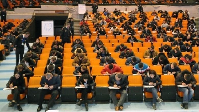 Ministria e Brendshme rrëzon akuzat e Berishës për provimet 5 mijë euro: Mashtrim si gjithmonë Ministria e Brendshme rrëzon akuzat e Berishës për provimet 5 mijë euro: Mashtrim si gjithmonë