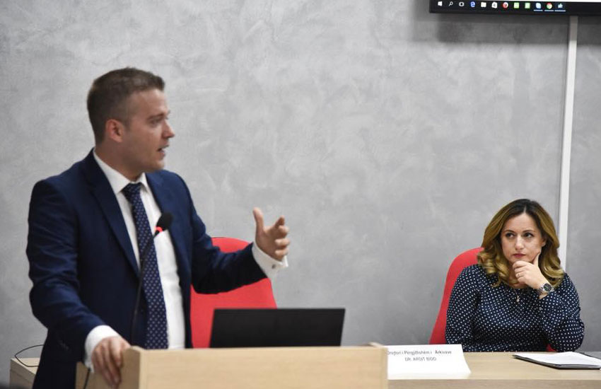 Prezantohet “Arkivi online”, tashmë çdo dokument mund të merret nga shtëpia Prezantohet “Arkivi online”, tashmë çdo dokument mund të merret nga shtëpia