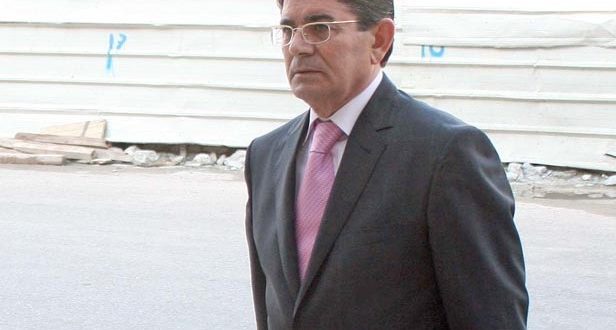 Ja si “syri” i Zenit dhe PD-së sulmonte “ish-sigurimsin” Emin Gjana?! Ja si “syri” i Zenit dhe PD-së sulmonte “ish-sigurimsin” Emin Gjana?!