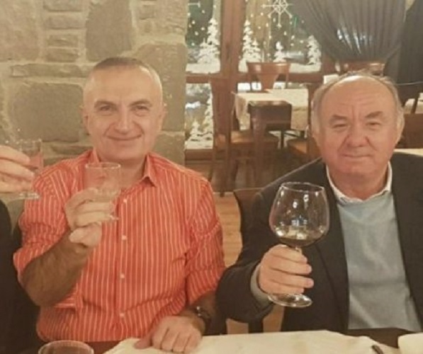 Meta bllokadë 6 nismave të mazhorancës në linjën e luftës së heshtur Qeveri-Presidencë! Meta bllokadë 6 nismave të mazhorancës në linjën e luftës së heshtur Qeveri-Presidencë!