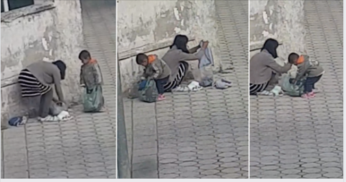 Video/ Gjen rroba në rrugë, reagimi i fëmijës së vogël endacak në Vlorë do u përlotë të gjithëve Video/ Gjen rroba në rrugë, reagimi i fëmijës së vogël endacak në Vlorë do u përlotë të gjithëve