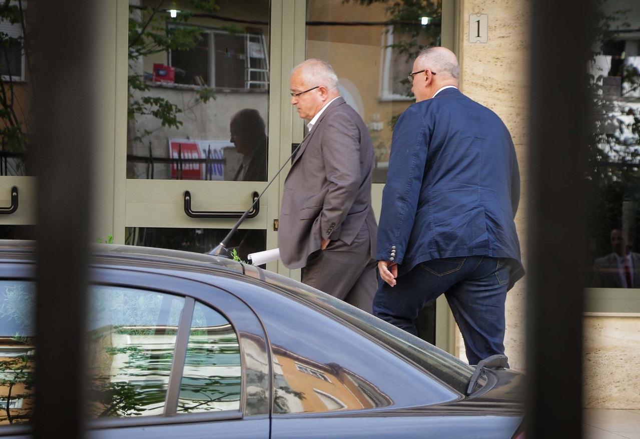 Erion Braçe: Qesharake deri në dhimbje! Nuhu nuk është në detyrë, opozita padit Ramën?! Erion Braçe: Qesharake deri në dhimbje! Nuhu nuk është në detyrë, opozita padit Ramën?!